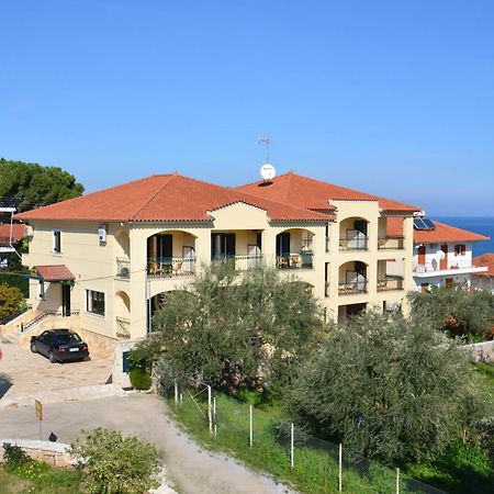 Hotel Patelis Poulithra Luaran gambar