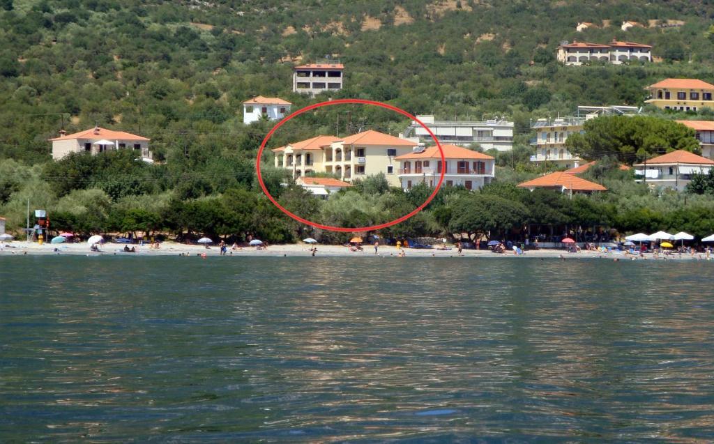 Hotel Patelis Poulithra Luaran gambar